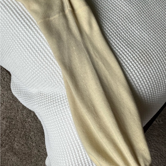 Vince Sweater - Picture 4 of 4